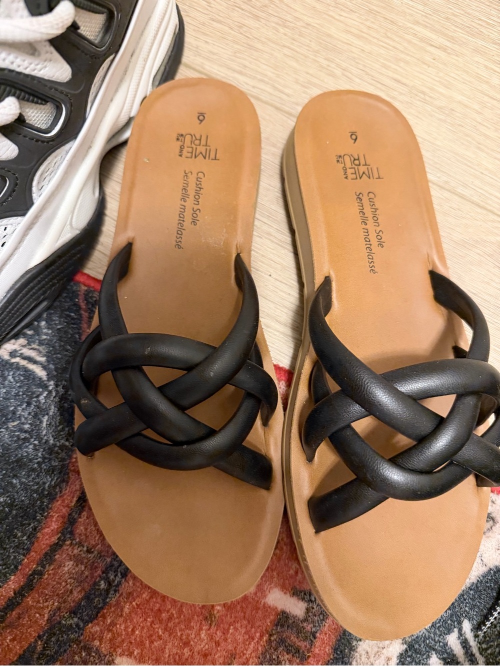 Time and Tru Black Braided Slide Sandals with Tan Footbed